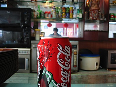 J'achète un coca chez le traiteur chinois