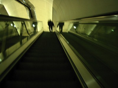 Je monte un escalator