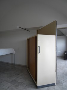 appartement Le Corbusier, vue de la porte penderie.
