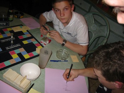 Nous jouons au pictionary
