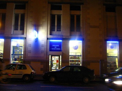 Patrick m'emmène à la librairie de l'irrationnel