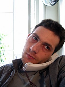 Je téléphone