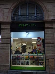 Décoration de Noël du magasin de disques Croc Vinyl, Toulouse, 2018.