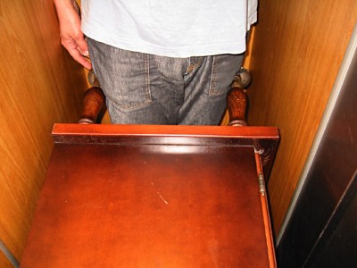 Nous descendons aussi une commode
