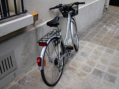 Je gare mon vélo