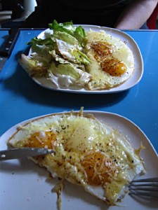 Nous mangeons chez Sabine