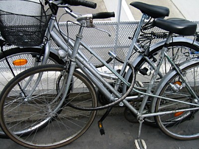 Nous garons nos vélos