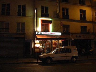 Nous allons dans une pizzeria
