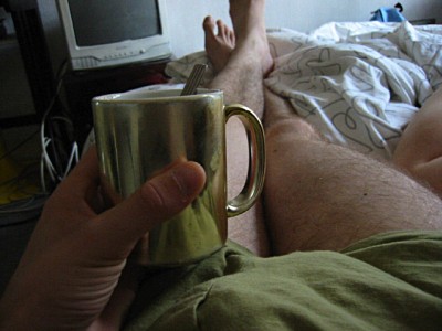 Je bois mon café