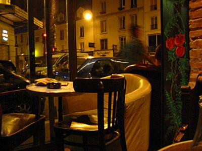 Je regarde passer les passants