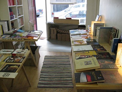Je retourne aux Editions AS