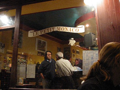Nous allons au Petit Monaco