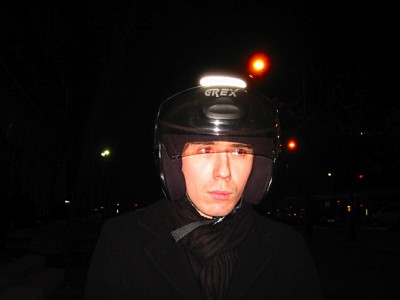 Nous retrouvons Thibaut devant le Palais de Tokyo
