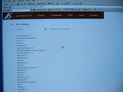 Je travaille tard sur le site des éditions AS