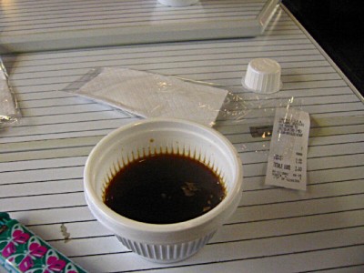 Je bois un café