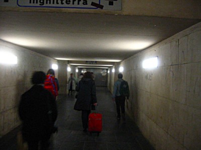 Nous empruntons le tunnel