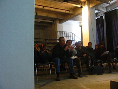 Le public pose des questions