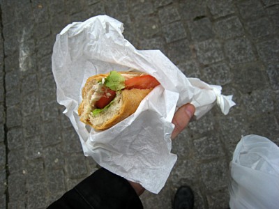 Je mange