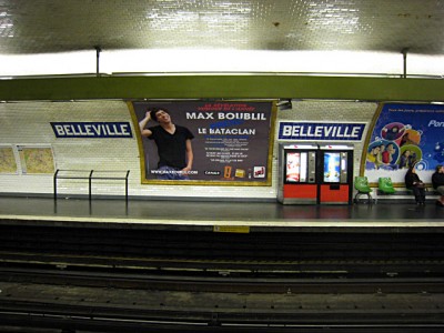 Nous prenons le métro