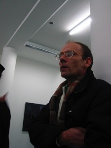 Michel n'est pas très convaincu par tout ce qu'il voit