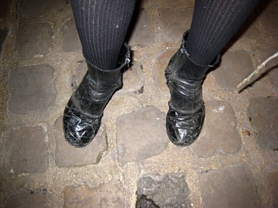 Les chaussures rafistolées d'Emma
