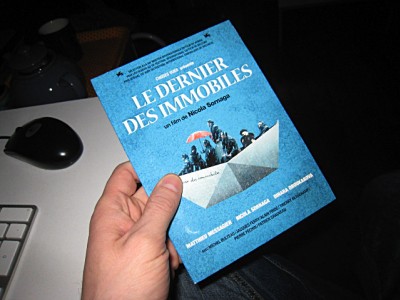 Elle a acheté un DVD de Nicola Sornaga. Il y a un extrait de son prochain dans lequel elle a joué