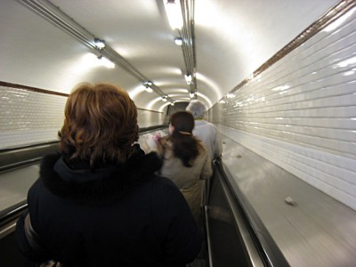 Nous prenons le métro
