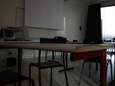 La salle est disponible